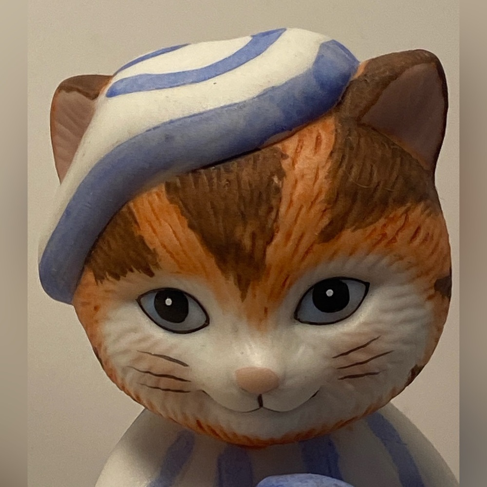 90s cat figurine Bronson Collectibles Cat in Pajamas kitty teddybear vintage cat - Picture 2 of 15